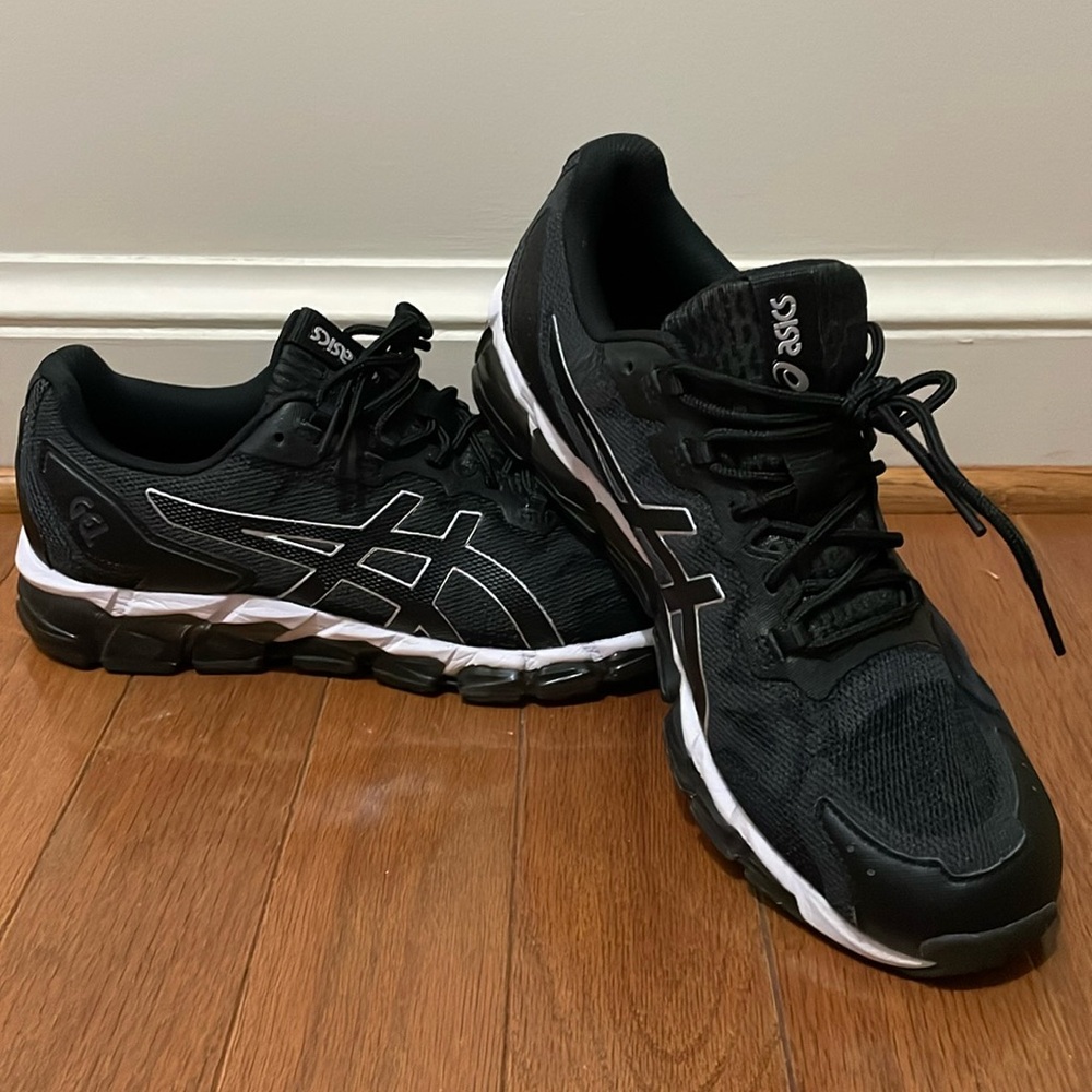 ASICS men’s shoes